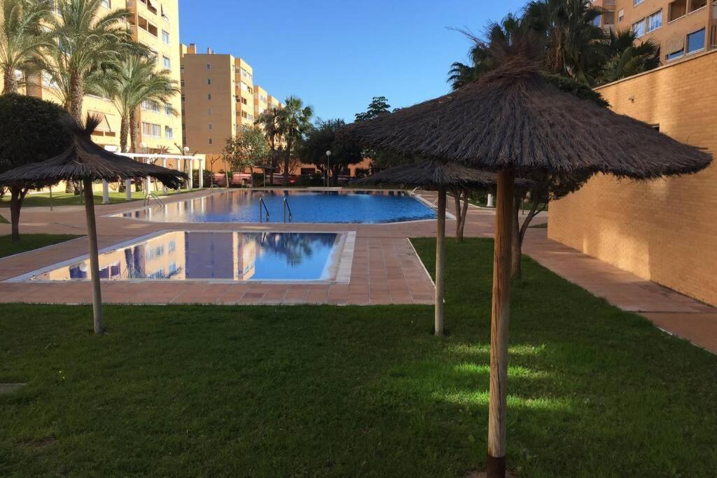Beautiful Apartment With Swimming Pool And Beach Alicante Luaran gambar